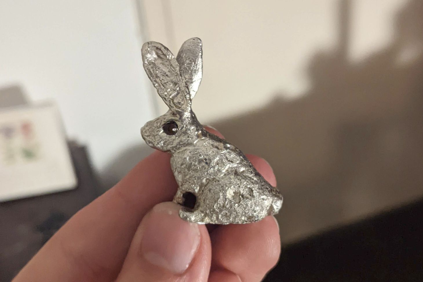 The finished casting of a rabbit.