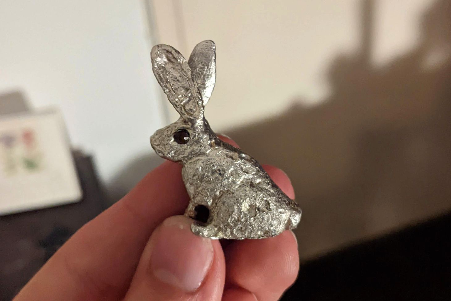 The finished casting of a rabbit.